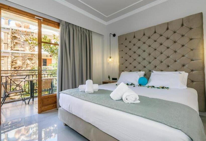 سوییت جونیور, Plaza Pallas