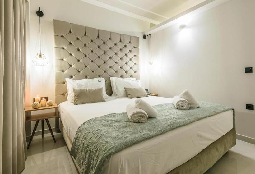 سوییت سوپریور, Plaza Pallas