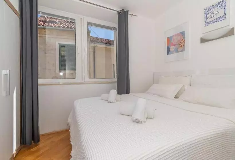 Quarto Estandar, Rooms Gold