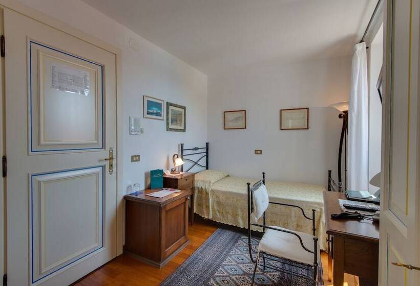 オーシャンビューのスタンダードシングルルーム, Villa Tuttorotto