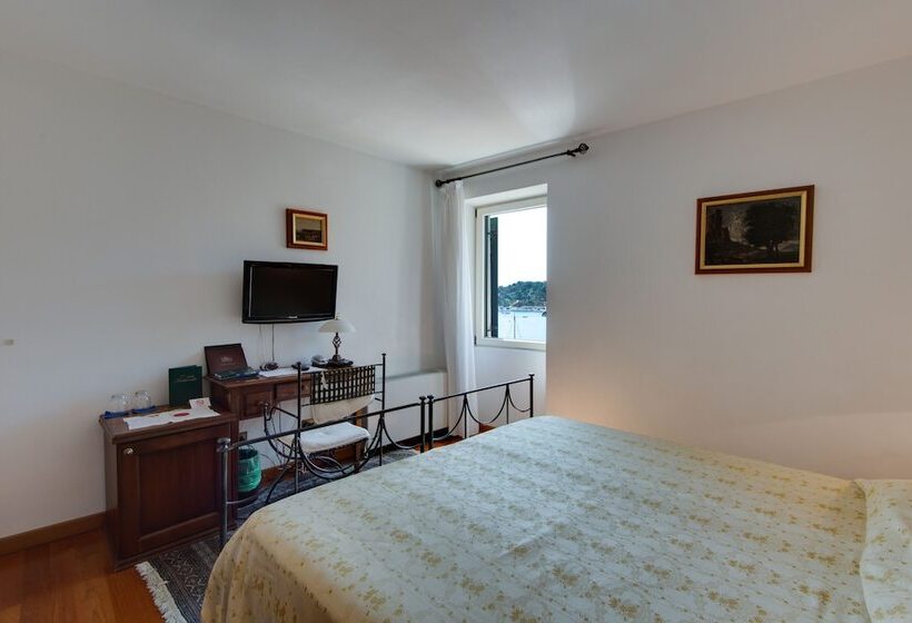 Номер Стандарт Вид на Море, Villa Tuttorotto