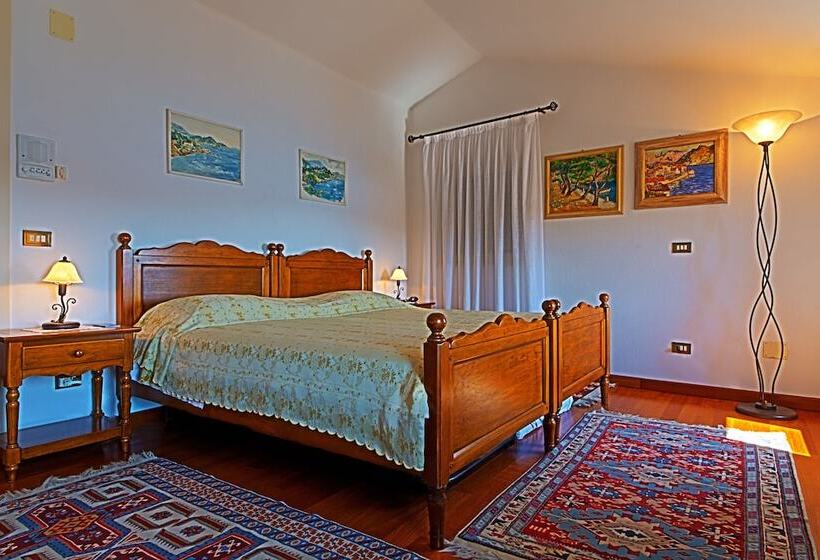 Номер Стандарт Вид на Море, Villa Tuttorotto