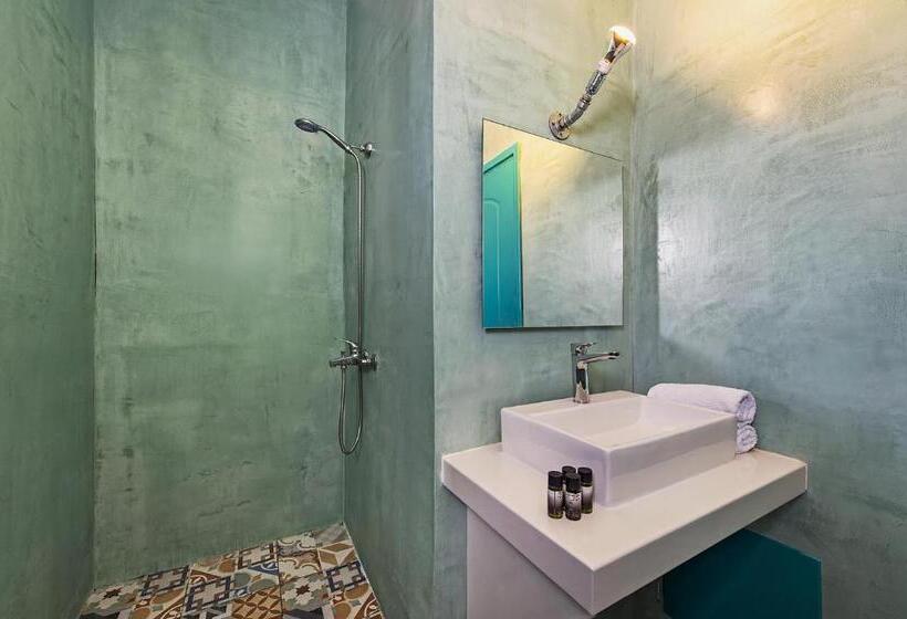 جناح عائلي, Nissia Beach Apartments & Suites