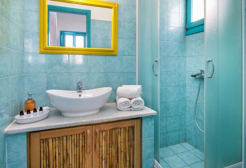 إستوديو قياسى, Nissia Beach Apartments & Suites