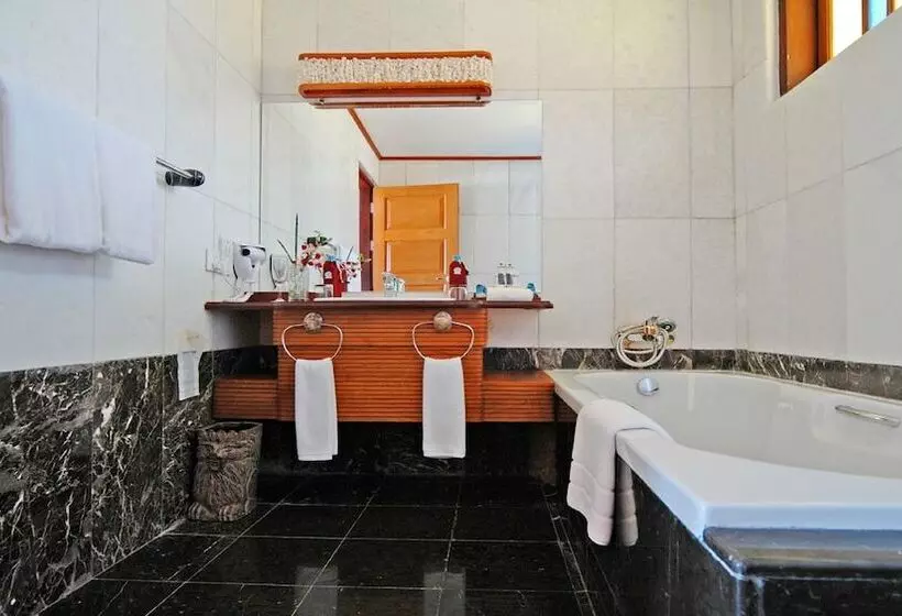 سوییت, Amazing Ngapali Resort