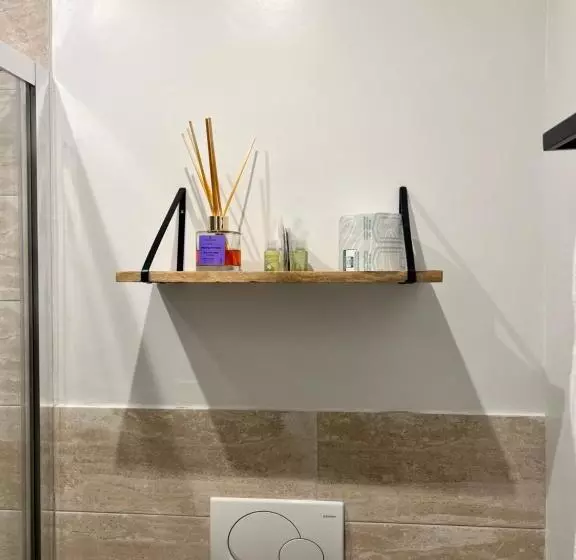 اتاق استاندارد, Irooms Spanish Steps