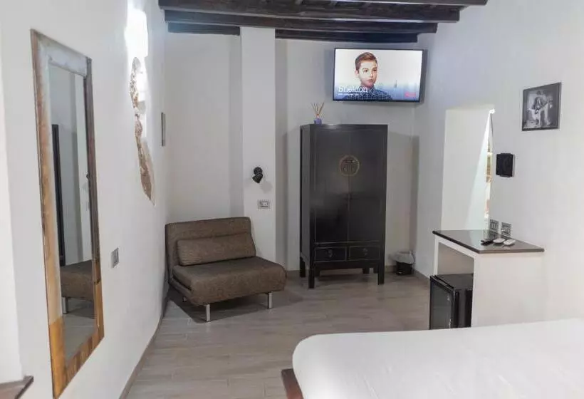 اتاق استاندارد با وان آب گرم, Irooms Spanish Steps