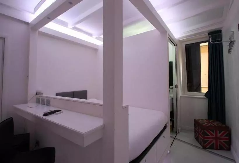 اتاق اکونومی, Irooms Spanish Steps
