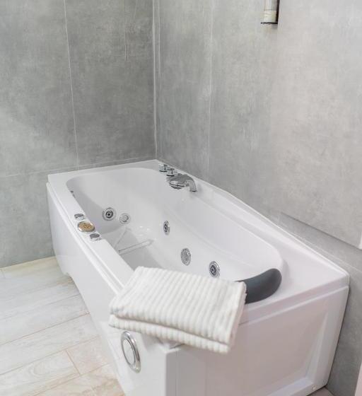 חדר סופריור עם ג'קוזי, Irooms Spanish Steps