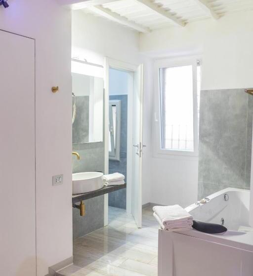 חדר סופריור עם ג'קוזי, Irooms Spanish Steps