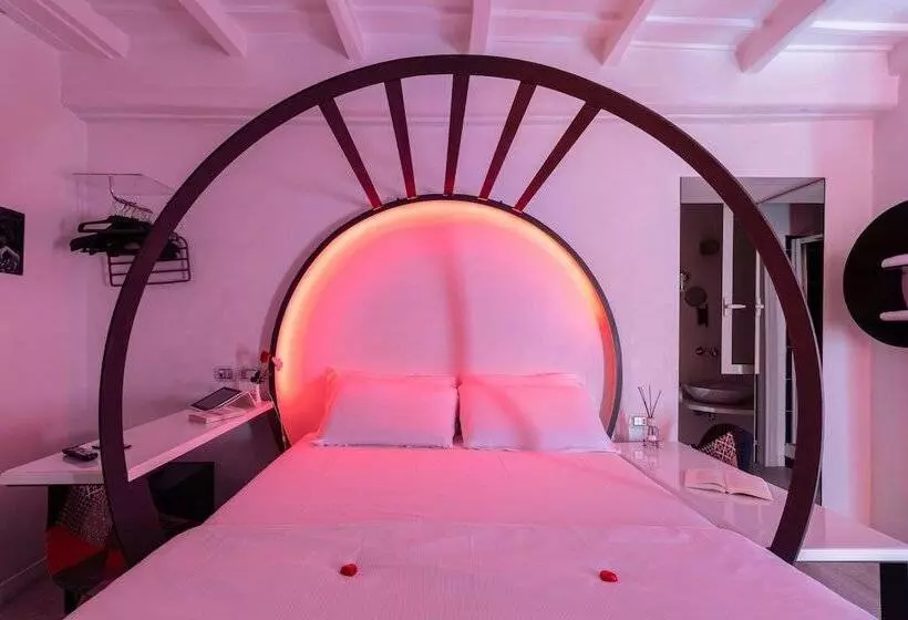 اتاق سوپریور, Irooms Spanish Steps