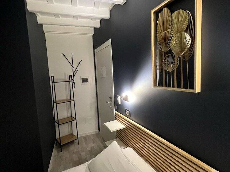 חדר סופריור עם ג'קוזי, Irooms Spanish Steps