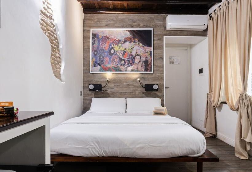 חדר סופריור עם ג'קוזי, Irooms Spanish Steps