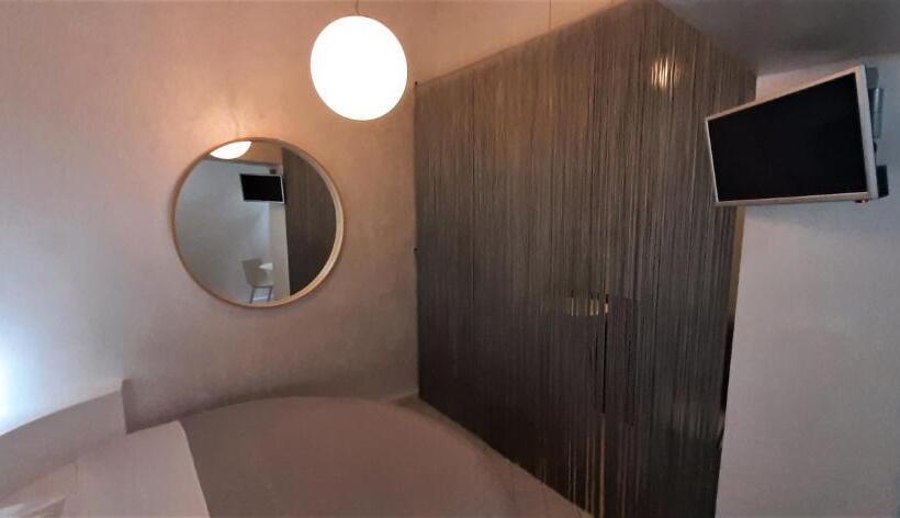 اتاق استاندارد یک نفره, Wrh Trastevere