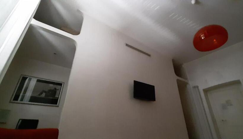 اتاق سوپریور, Wrh Trastevere