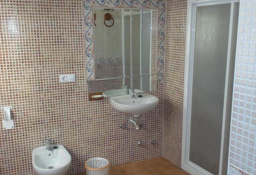 수피리어 트리플 룸, Alojamiento Los Poetas