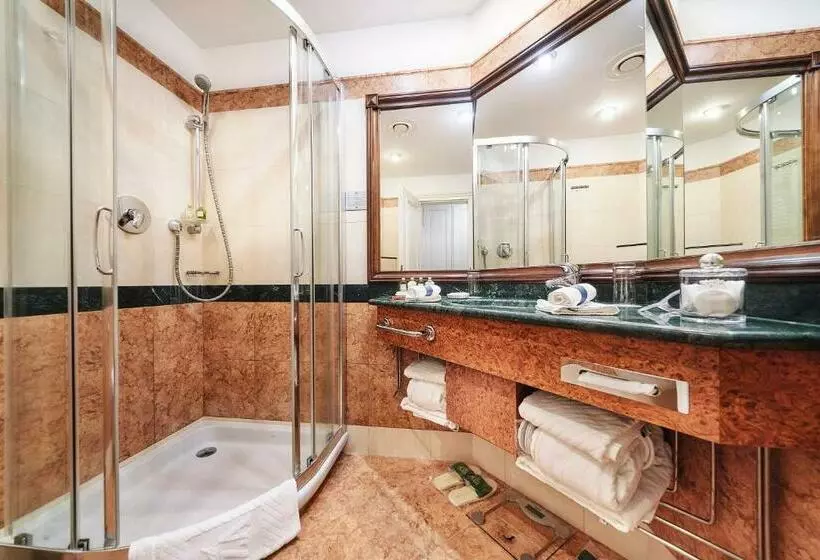 اتاق راحتی, Carlsbad Plaza Medical Spa & Wellness
