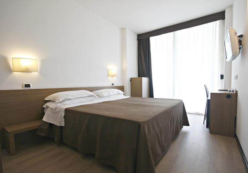 اتاق استاندارد با بالکن, Cristallo