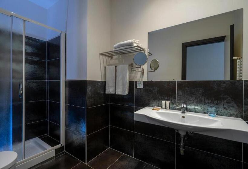 اتاق استاندارد با بالکن, Cristallo