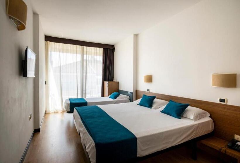 اتاق استاندارد سه نفره, Cristallo