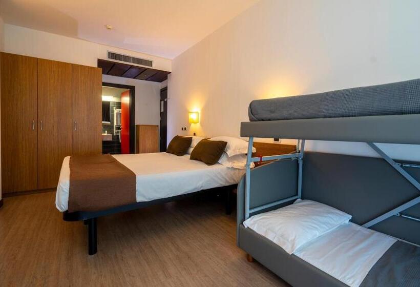 اتاق استاندارد چهار تخته, Cristallo