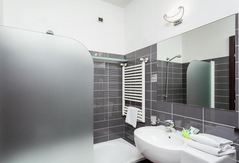 سوییت جونیور با بالکن, Cristallo