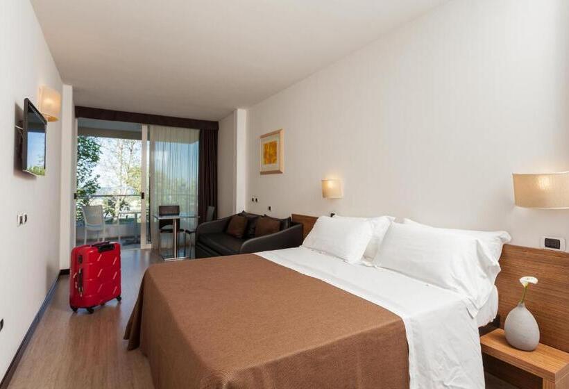 سوییت جونیور با بالکن, Cristallo