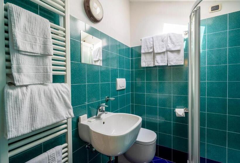 آپارتمان 1 خوابه با چشم‌انداز دریا, Cristallo