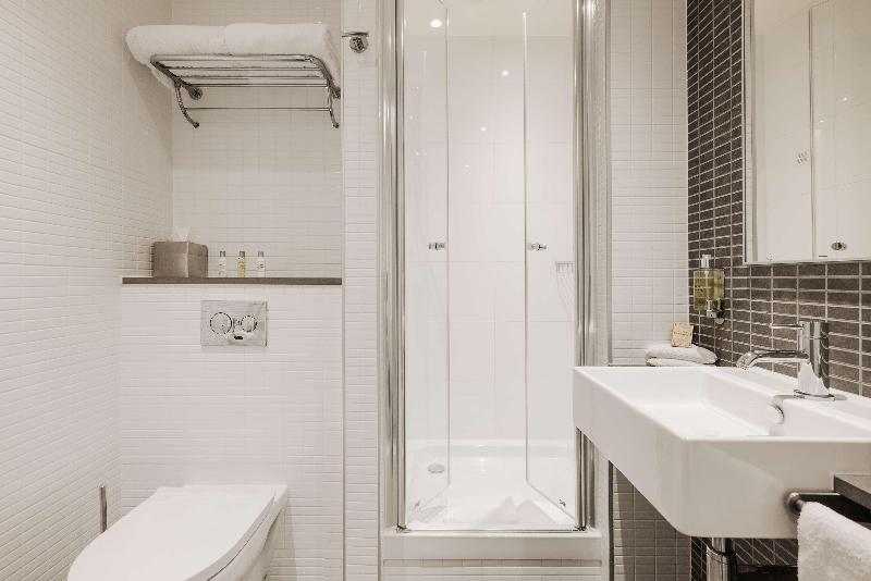 اتاق لوکس با تخت بزرگ, Doubletree By Hilton  Amsterdam Centraal Station