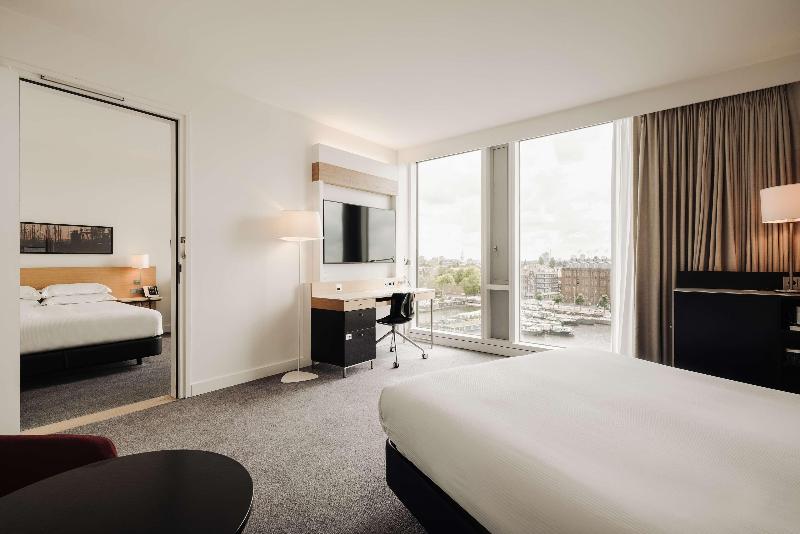 سوئیت با تخت بزرگ, Doubletree By Hilton  Amsterdam Centraal Station