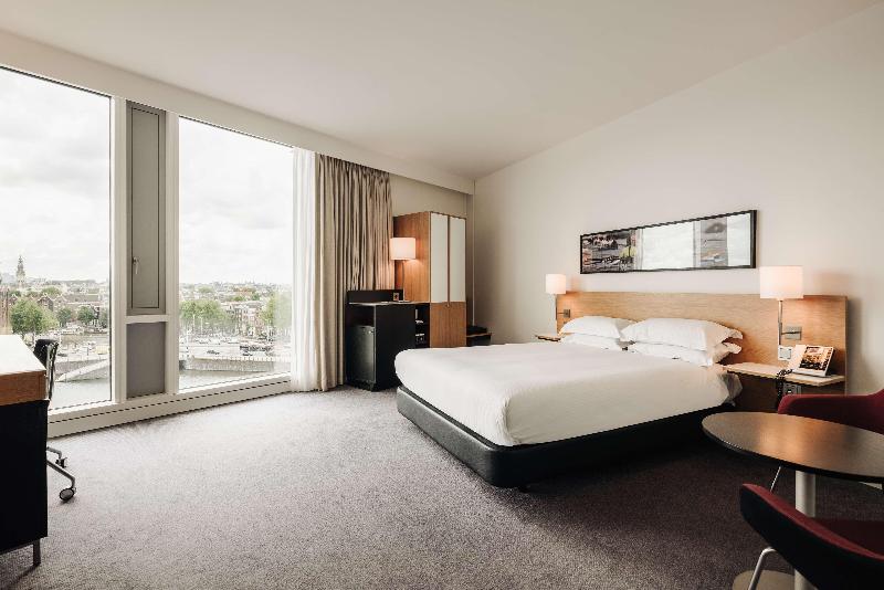 سوئیت با تخت بزرگ, Doubletree By Hilton  Amsterdam Centraal Station