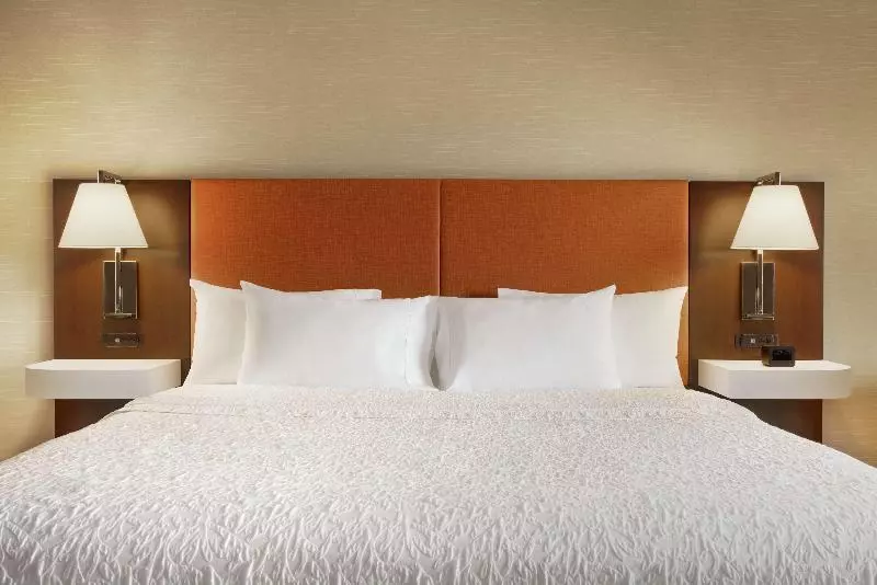 Standard-huone King-vuode, Hampton Inn & Suites Ephrata   Mountain Springs