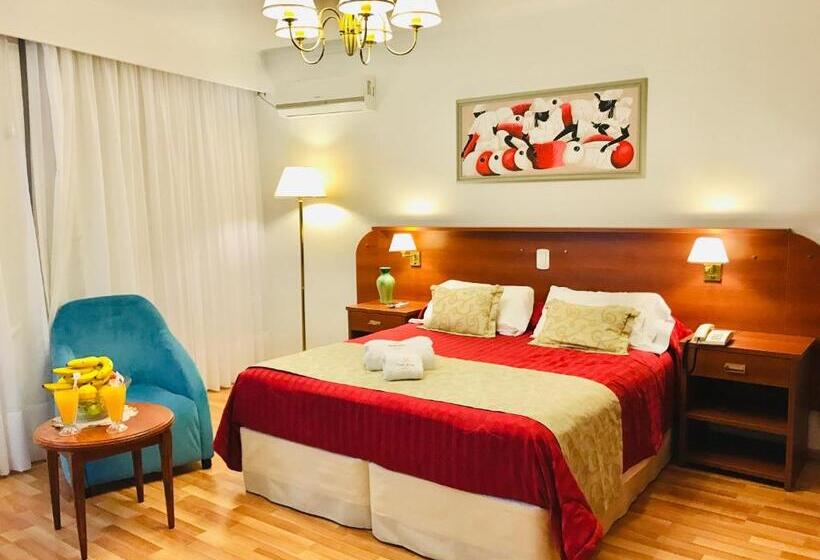 جناح ملكى, Hostal Del Sol Spa