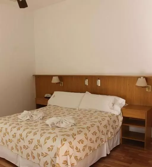 اتاق استاندارد سه نفره, Hostal Del Sol Spa