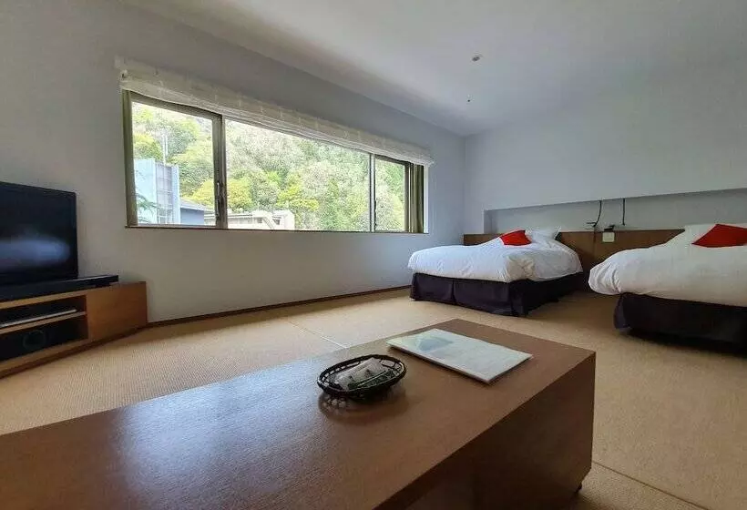 コンフォートルーム, Kinosaki Onsen Nishimuraya Hotel Shogetsutei