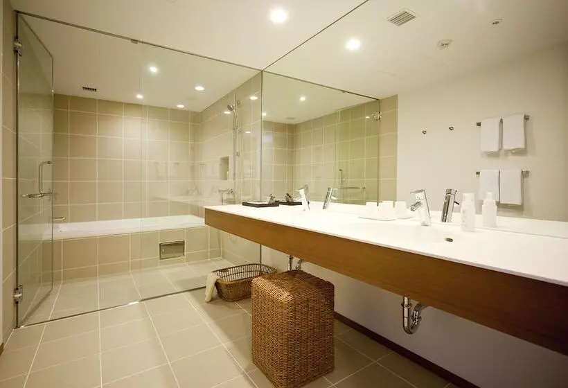 コンフォーとスイートルーム, Kinosaki Onsen Nishimuraya Hotel Shogetsutei