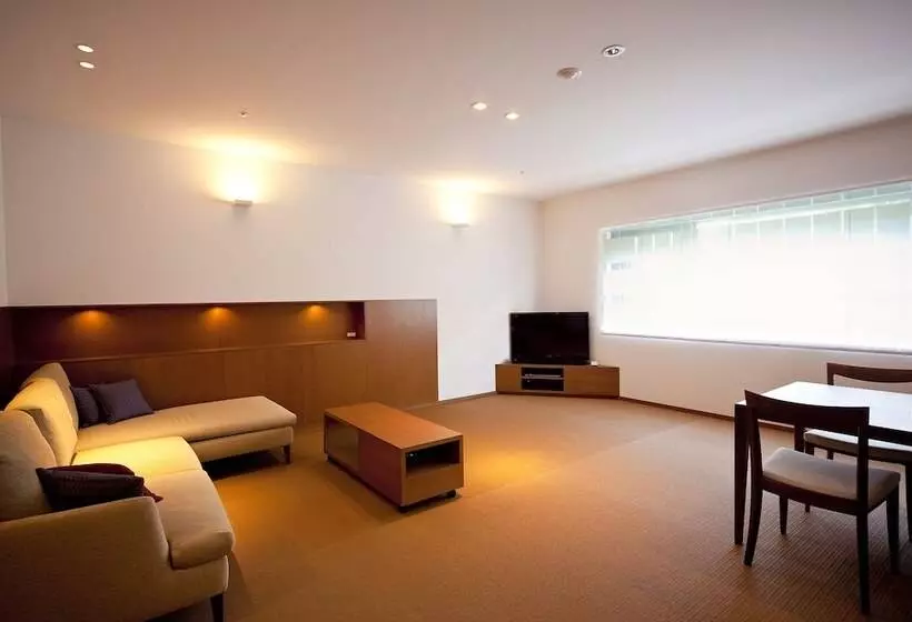 コンフォーとスイートルーム, Kinosaki Onsen Nishimuraya Hotel Shogetsutei