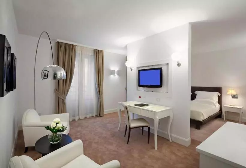 سوییت جونیور, Maison Milano | Una Esperienze