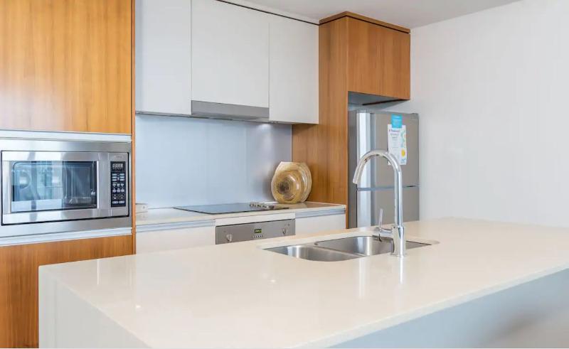 标准间, Maksymilian