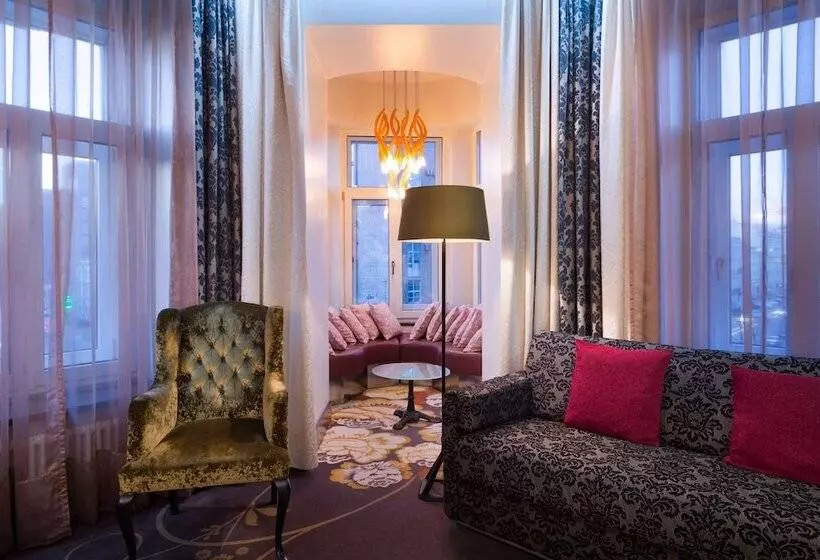 سوییت, Radisson Sonya Hotel, St. Petersburg