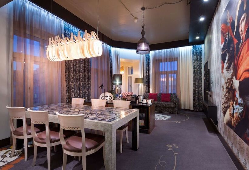 سوییت, Radisson Sonya Hotel, St. Petersburg