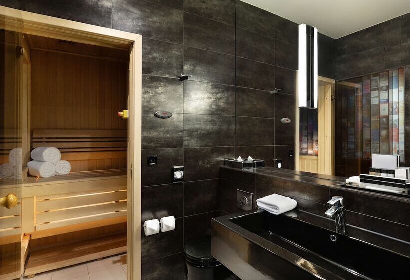 جناح, Radisson Sonya Hotel, St. Petersburg