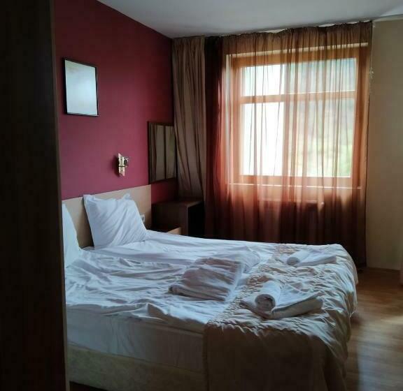 דירת שני חדרים, Redenka Holiday Club