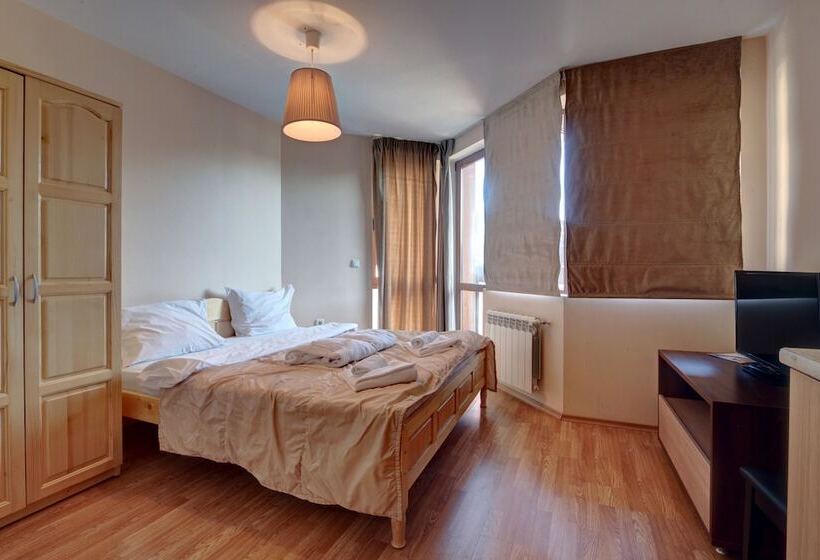 חדר סטודיו סטנדרד, Redenka Holiday Club