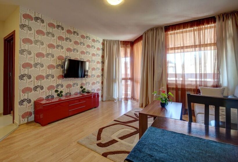 Апартаменты 1 Спальня, Redenka Holiday Club