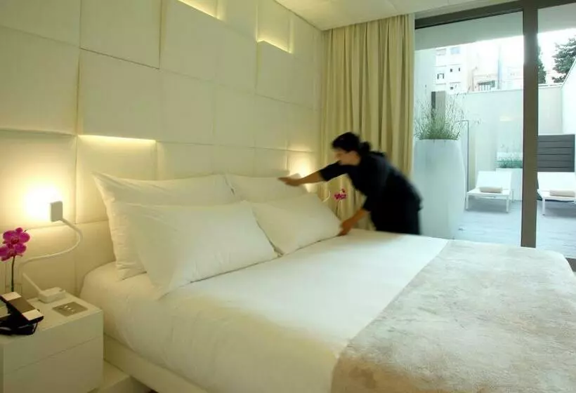 Prestige Room