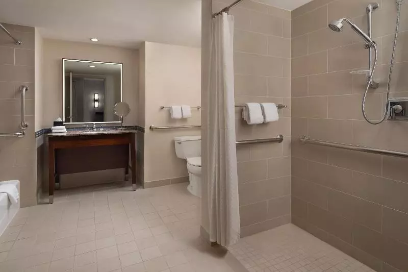 キングサイズベッドのスイートルーム, The Westin Reston Heights