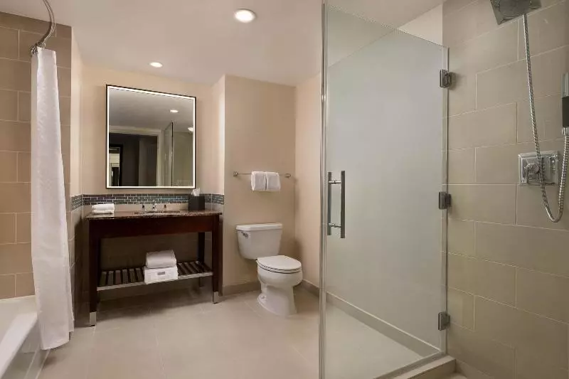 キングサイズベッドのスイートルーム, The Westin Reston Heights