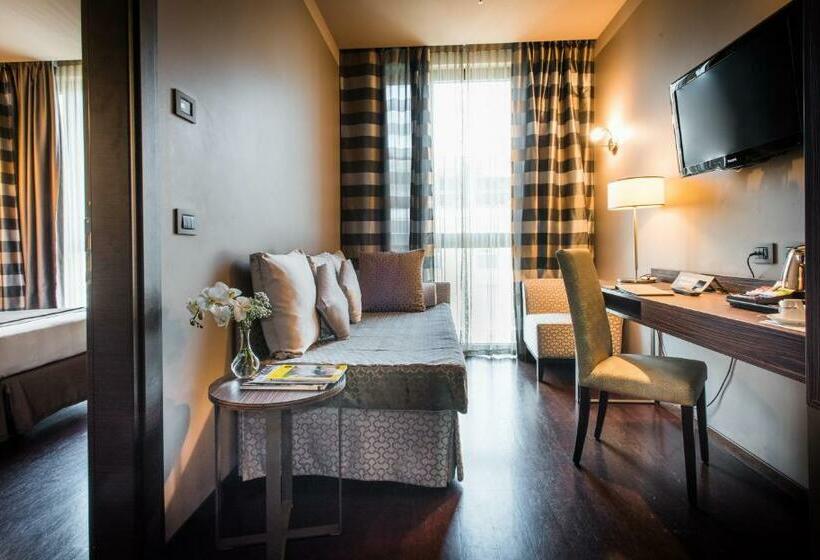 Junior Suite, Uptown Palace