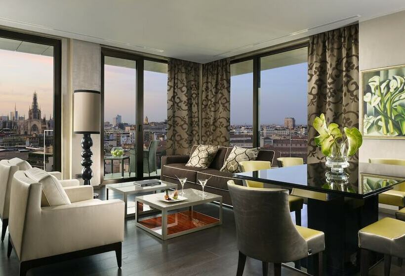 سوئیت پرزیدنت, Uptown Palace